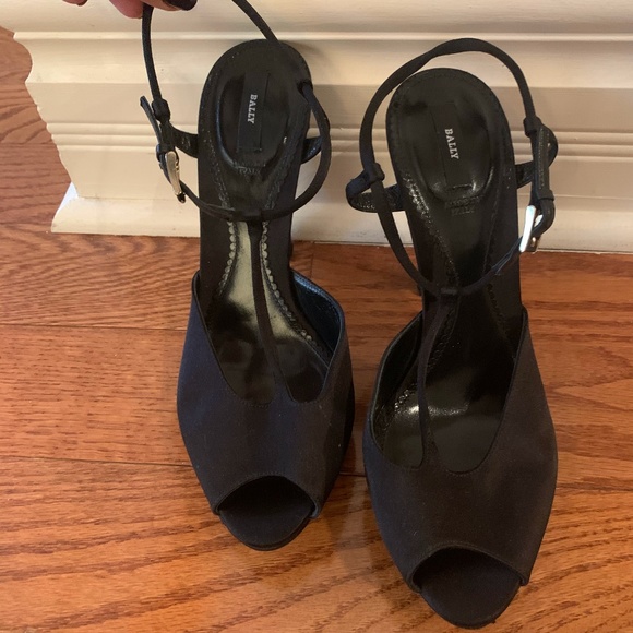Bally black Satin T-strap heels - Picture 3 of 6